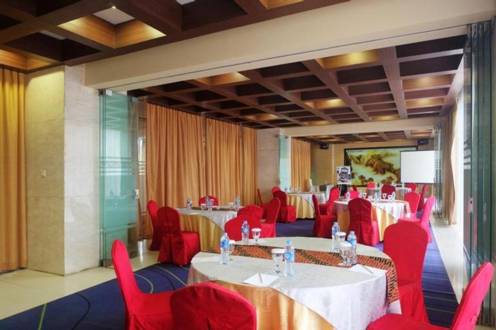 Horison Lampung Hotel